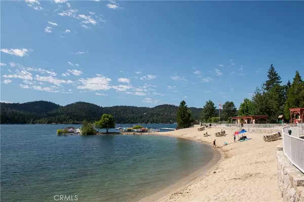 Lake Arrowhead, CA 92352,1275 Golden Rule LN