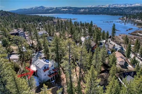 Fawnskin, CA 92333,1048 Brookside