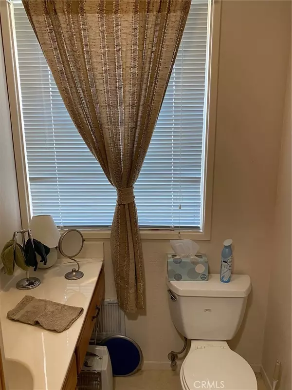 Green Valley Lake, CA 92341,32986 Spruce DR
