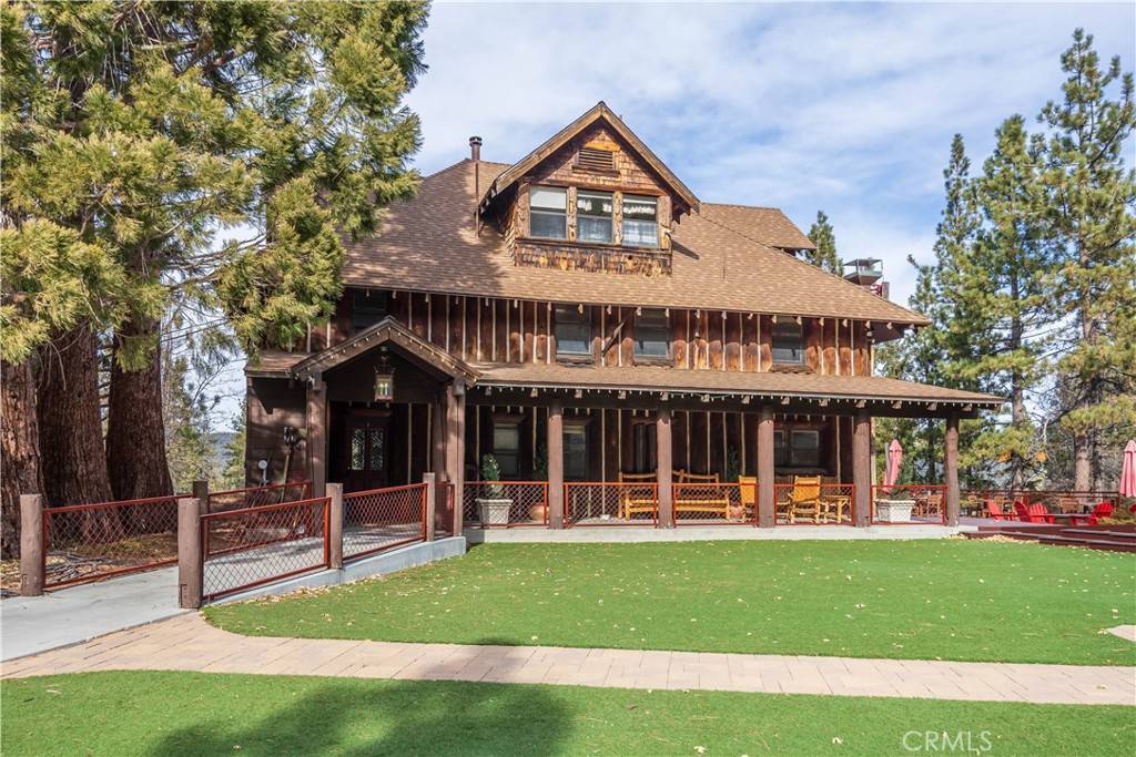 869 Knickerbocker RD, Big Bear Lake, CA 92315