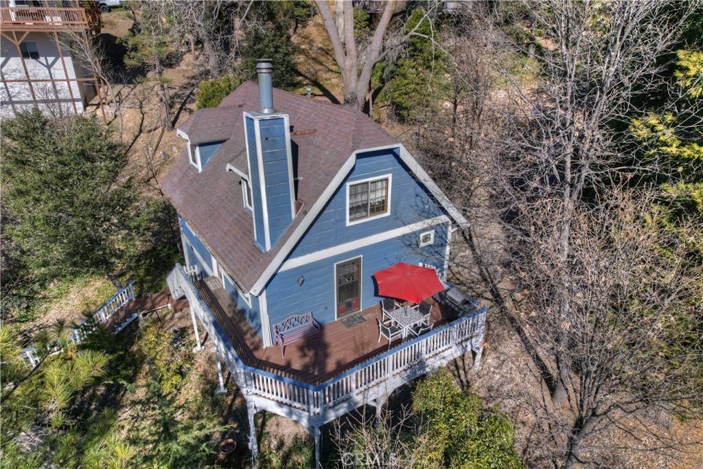 Lake Arrowhead, CA 92352,27370 Peninsula DR