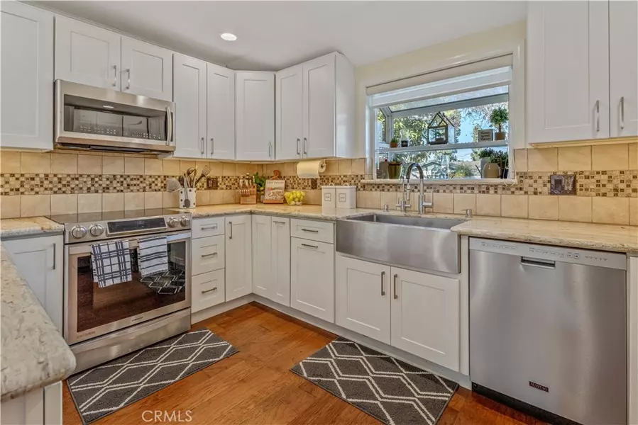 11362 Chadwell ST, Lakewood, CA 90715