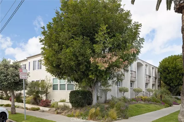 Redondo Beach, CA 90277,323 S Broadway #9