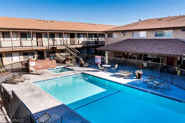 Lawndale, CA 90260,4633 Marine AVE #159