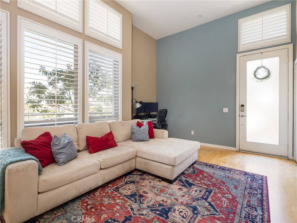 Hawthorne, CA 90250,5405 W 149th PL #12