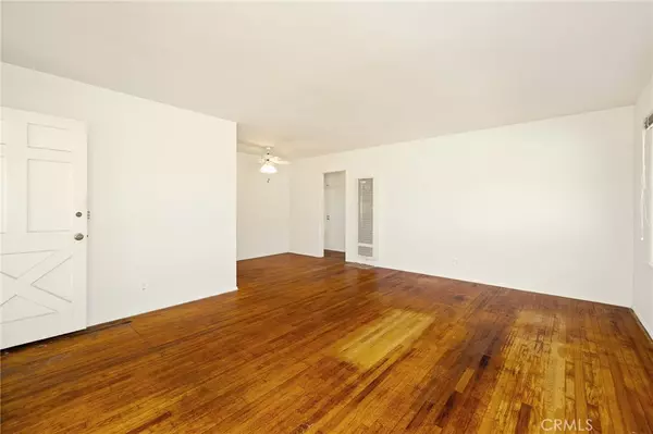 Torrance, CA 90503,19401 Entradero AVE