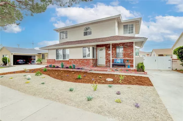 Lawndale, CA 90260,15426 Cordary AVE