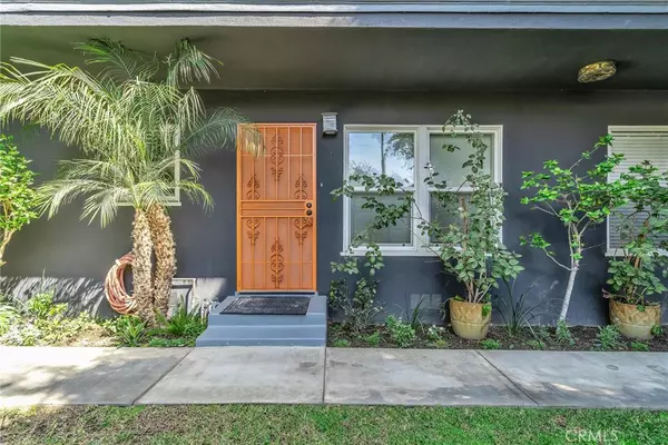 Long Beach, CA 90802,1334 E 1st #3