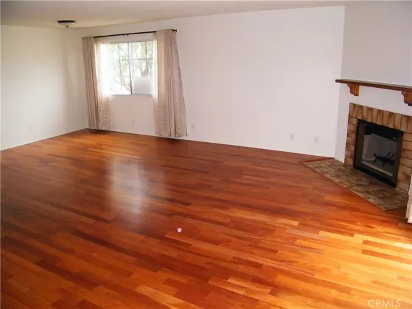 El Segundo, CA 90245,227 W Palm AVE #5