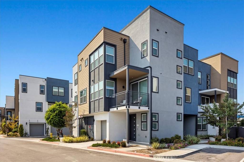 14341 Van Ness AVE, Gardena, CA 90249
