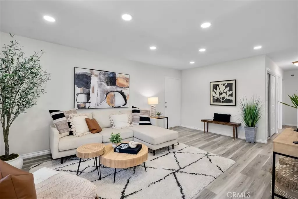 Culver City, CA 90230,4923 Indian Wood RD #383