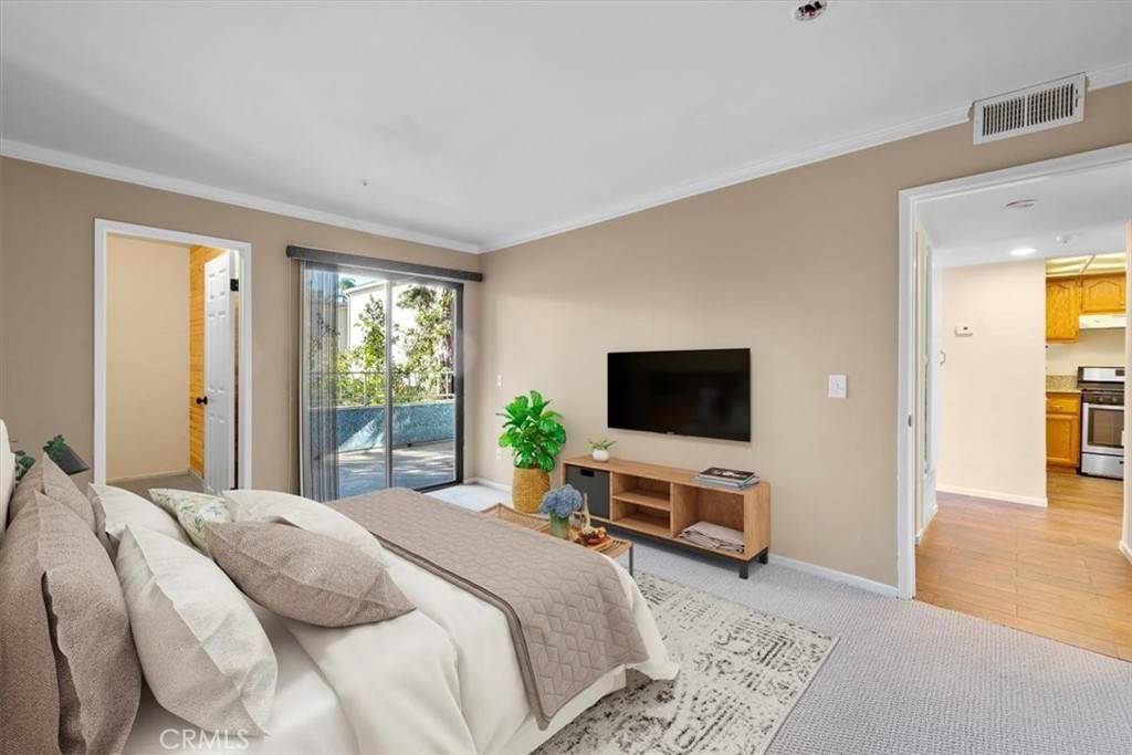 Long Beach, CA 90802,550 137 Orange AVE #137
