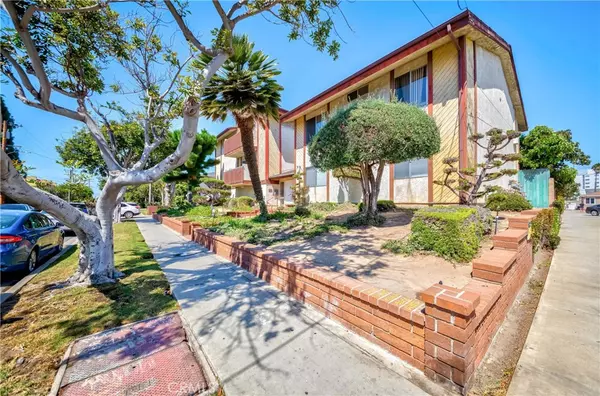 Gardena, CA 90247,15214 S Raymond AVE #108