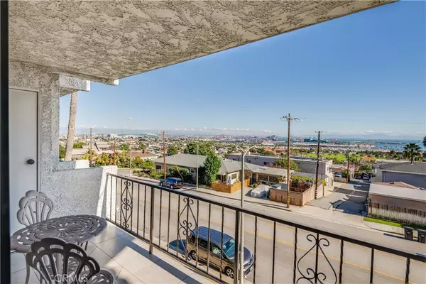 San Pedro, CA 90731,765 W 26th Street #206