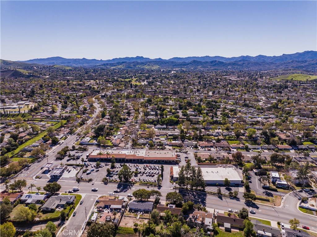 Thousand Oaks, CA 91360,950 E Avenida De Los Arboles