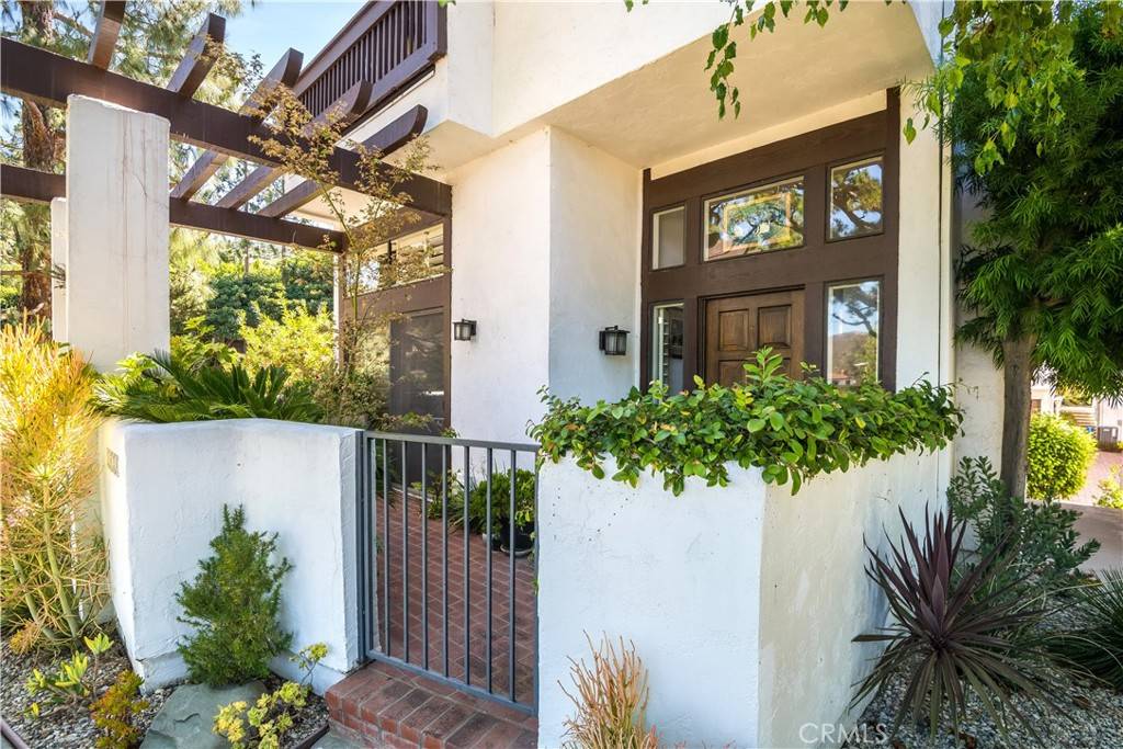 1830 Palisades DR, Pacific Palisades, CA 90272