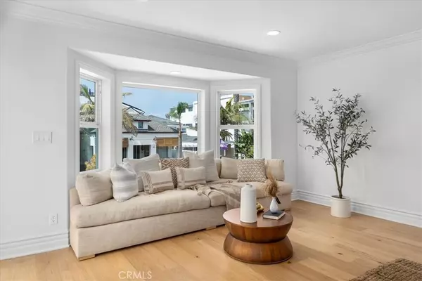 Hermosa Beach, CA 90254,38 6th ST