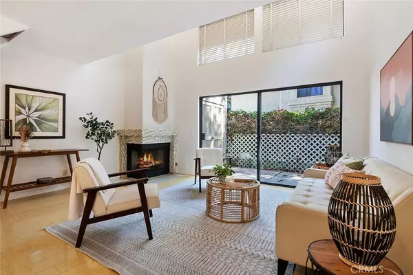 Agoura Hills, CA 91301,5708 Skyview WAY #A