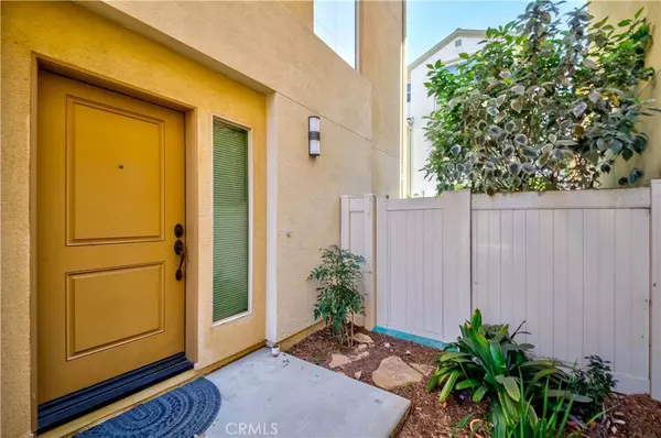 Hawthorne, CA 90250,12022 Fairmont CT