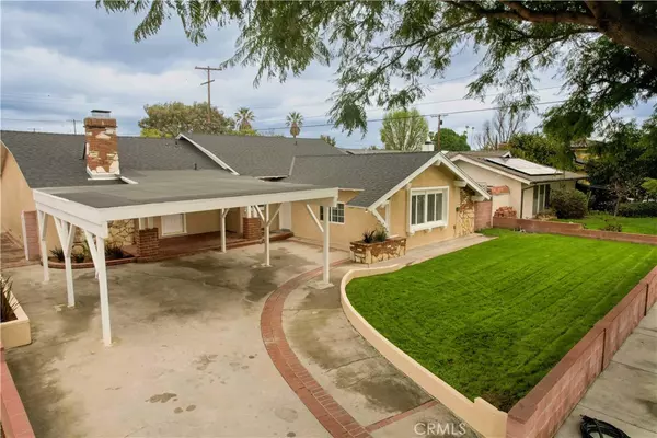 Winnetka, CA 91306,20749 Lull ST