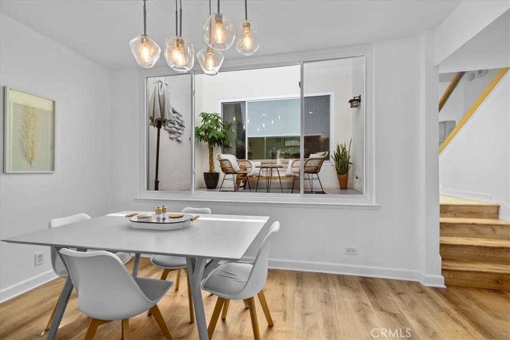 Los Angeles, CA 90292,4751 La Villa Marina #C