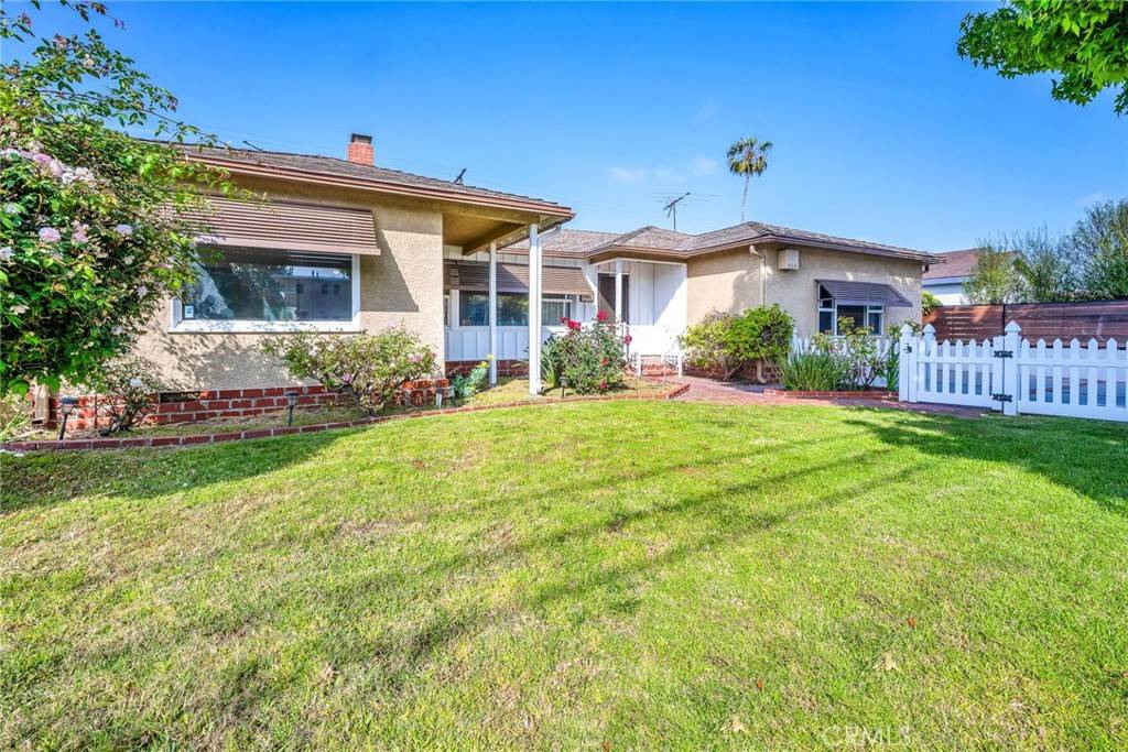 Los Angeles, CA 90066,5410 S Centinela Ave