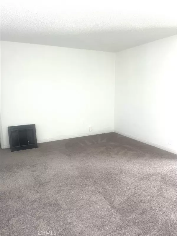 Wilmington, CA 90744,1615 Lakme AVE