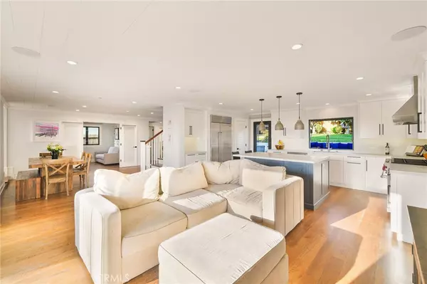 Hermosa Beach, CA 90254,1922 Rhodes ST