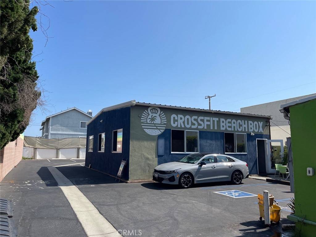 Redondo Beach, CA 90278,2415 Artesia BLVD