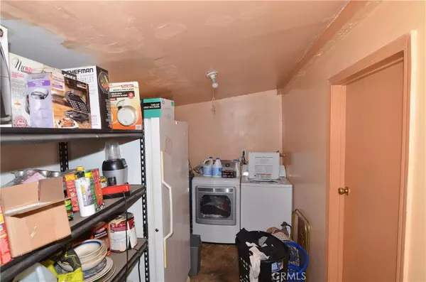 Compton, CA 90220,14407 S Corlett AVE