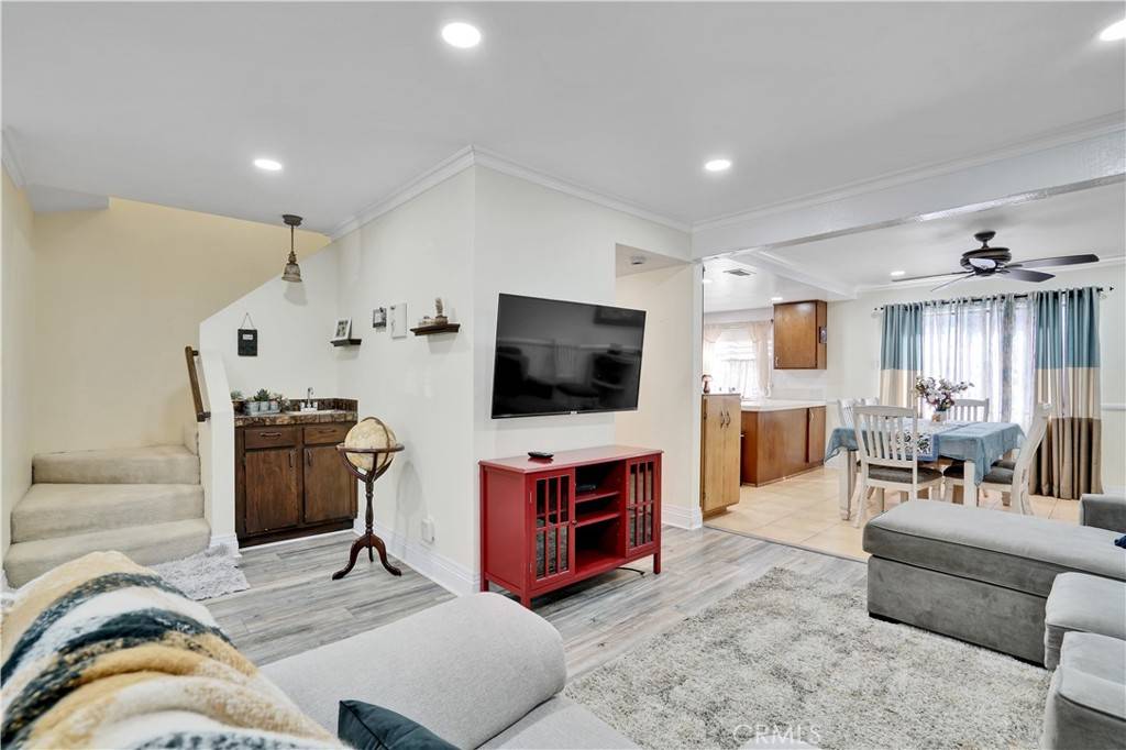 El Monte, CA 91731,4720 Arden WAY #6