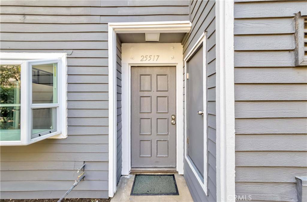 Wilmington, CA 90744,25517 Pine Creek LN #105