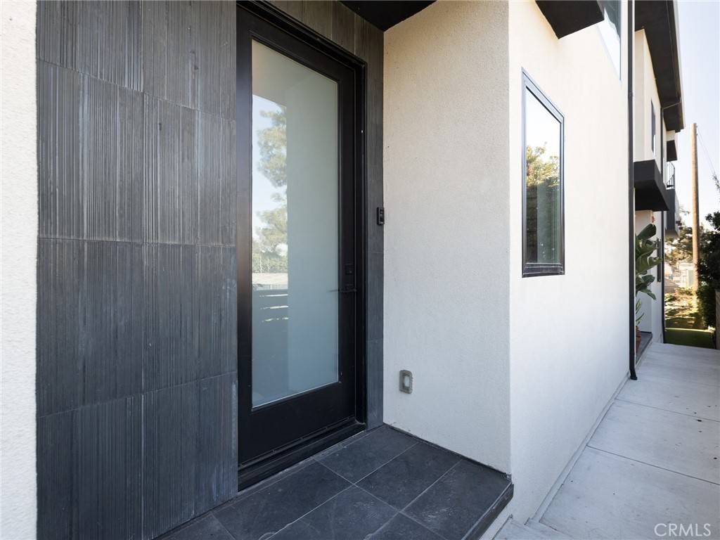 El Segundo, CA 90245,337 Penn ST