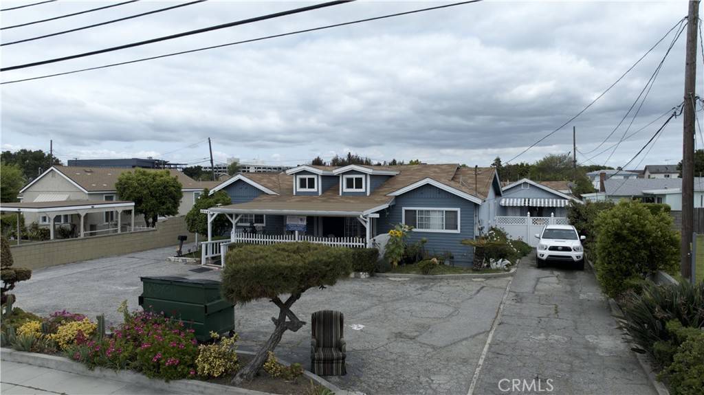 Torrance, CA 90502,22102 Normandie AVE