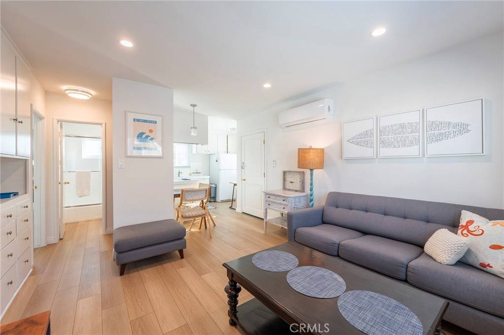 Hermosa Beach, CA 90254,78 18th