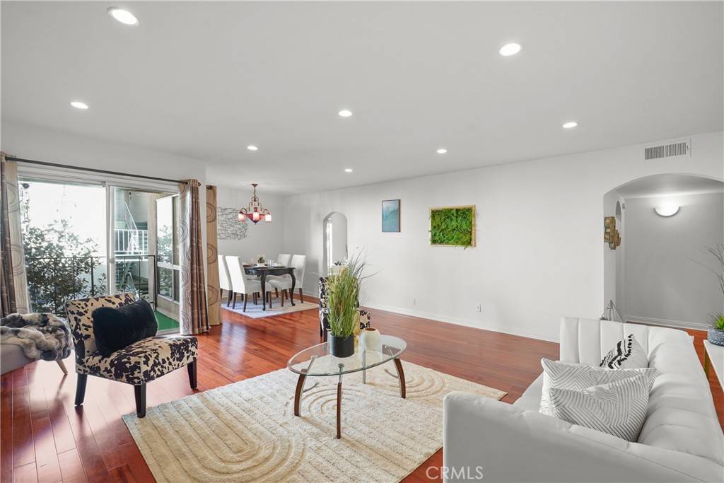 Culver City, CA 90230,5845 Doverwood DR #216