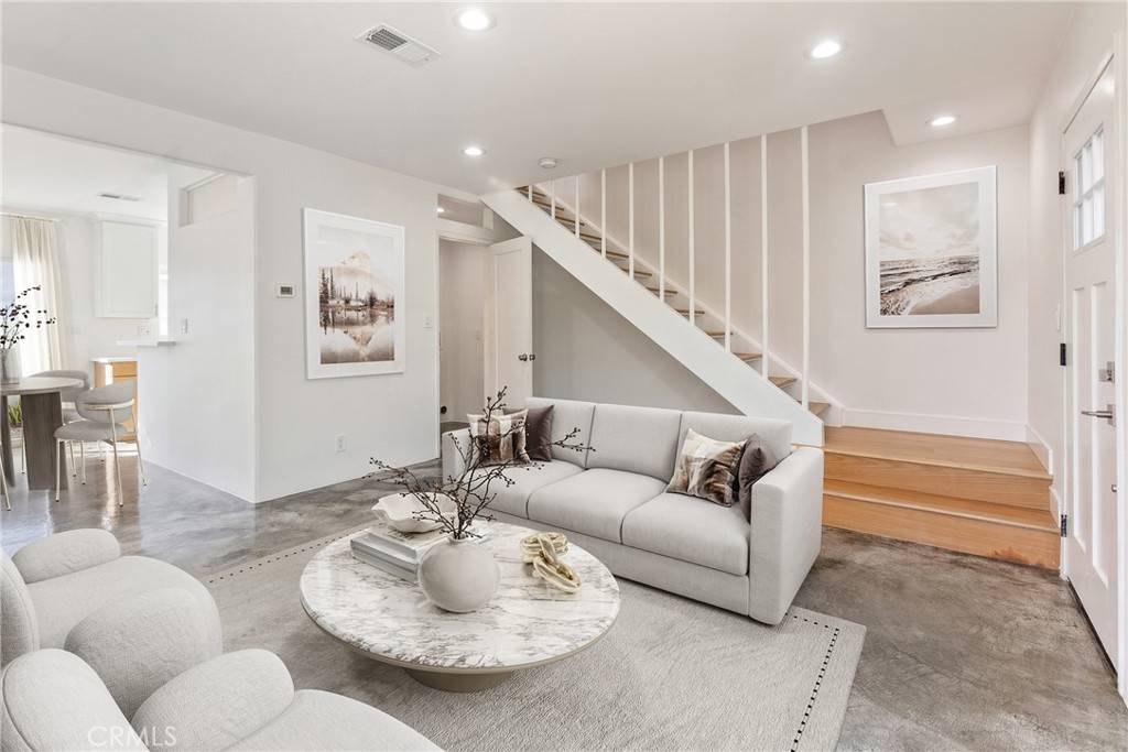 545 E 99th ST #1, Inglewood, CA 90301