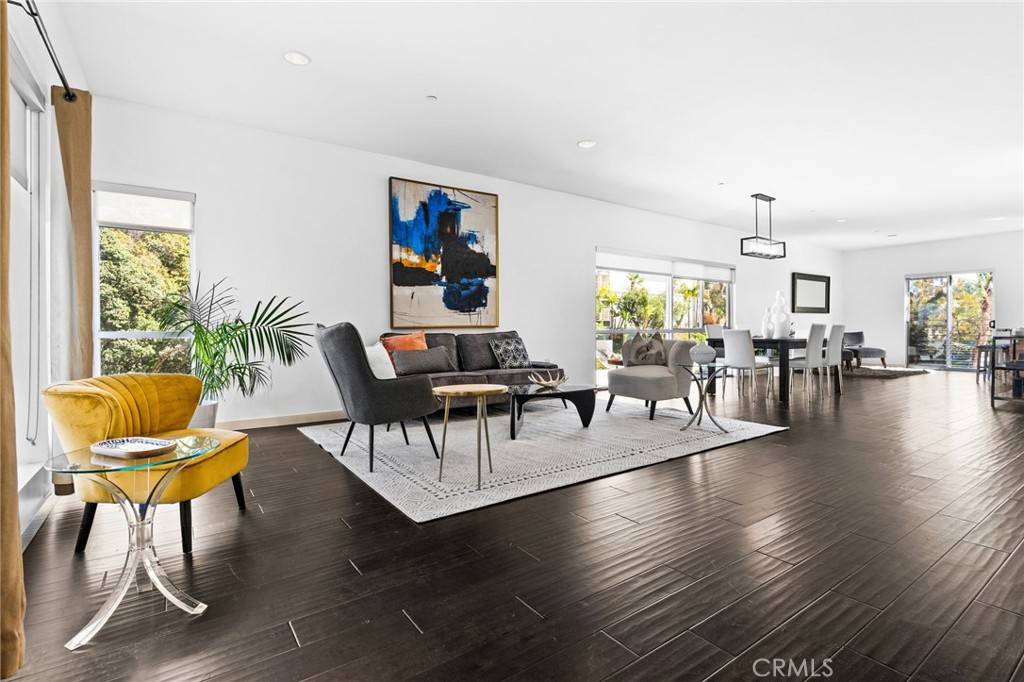 Marina Del Rey, CA 90292,3119 Via Dolce #107