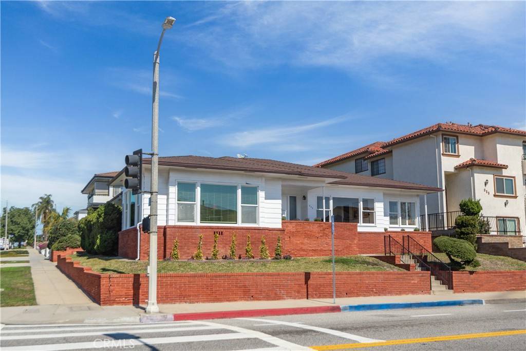 San Pedro, CA 90731,990 W 9th ST