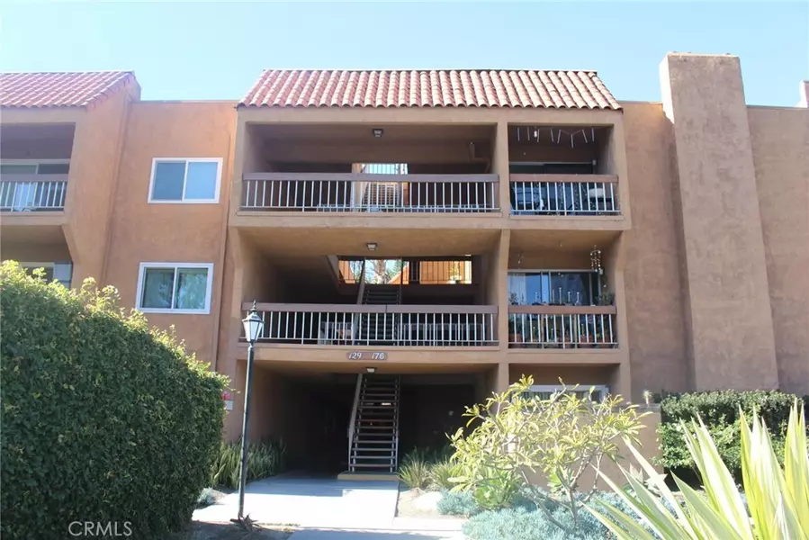 6600 Warner Avenue #142, Huntington Beach, CA 92647