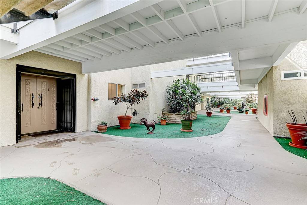 Laguna Woods, CA 92637,3241 San Amadeo #1E