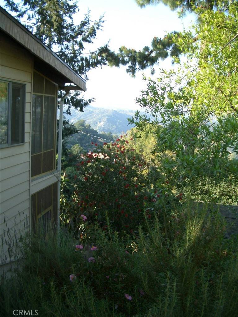Topanga, CA 90290,1525 Fernwood Pacific DR