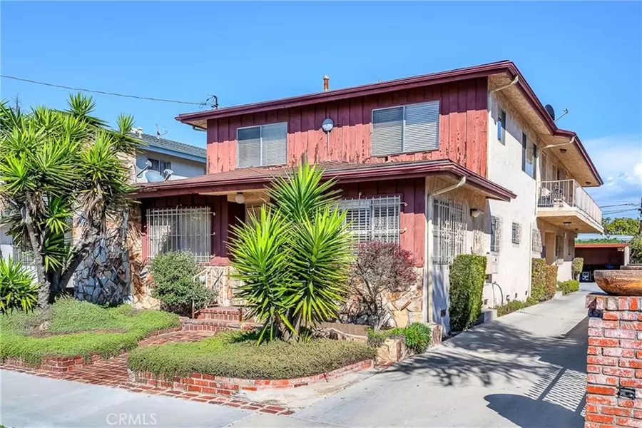 11838 Oxford Avenue, Hawthorne, CA 90250
