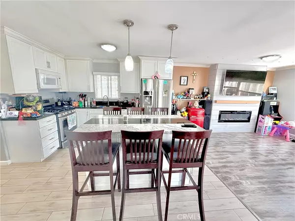 Gardena, CA 90248,17705 S Western #102