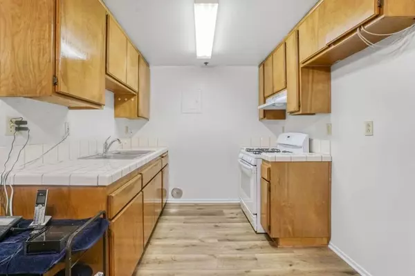 Simi Valley, CA 93065,1850 Williams ST