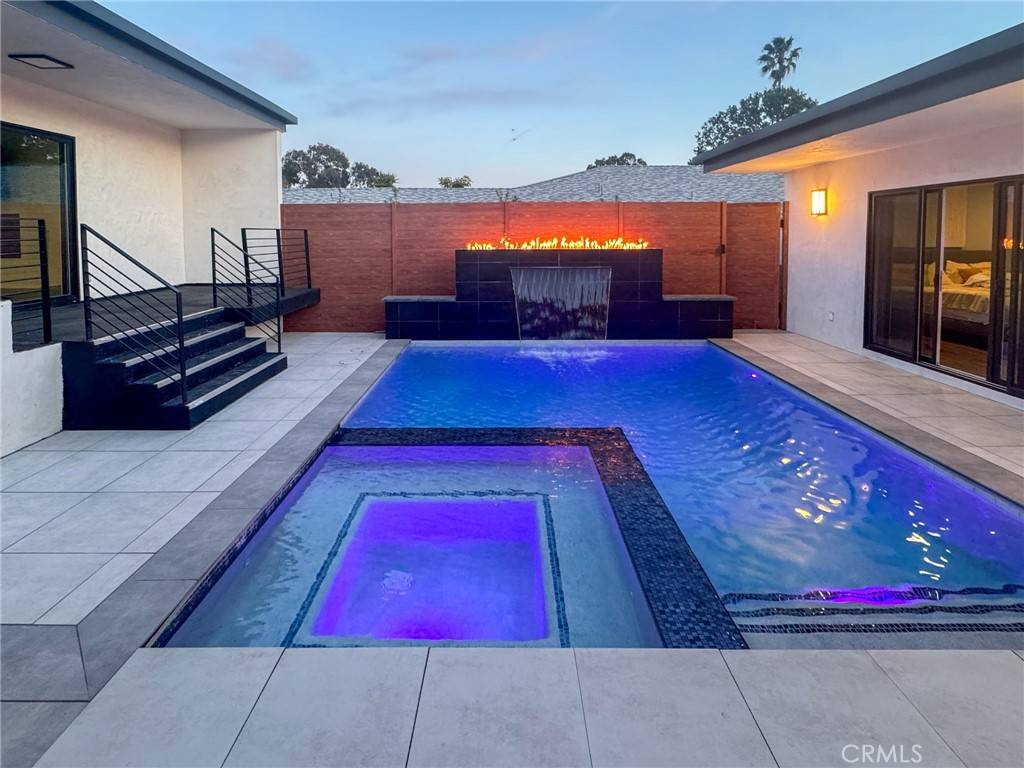 Playa Del Rey, CA 90293,8215 Calabar AVE