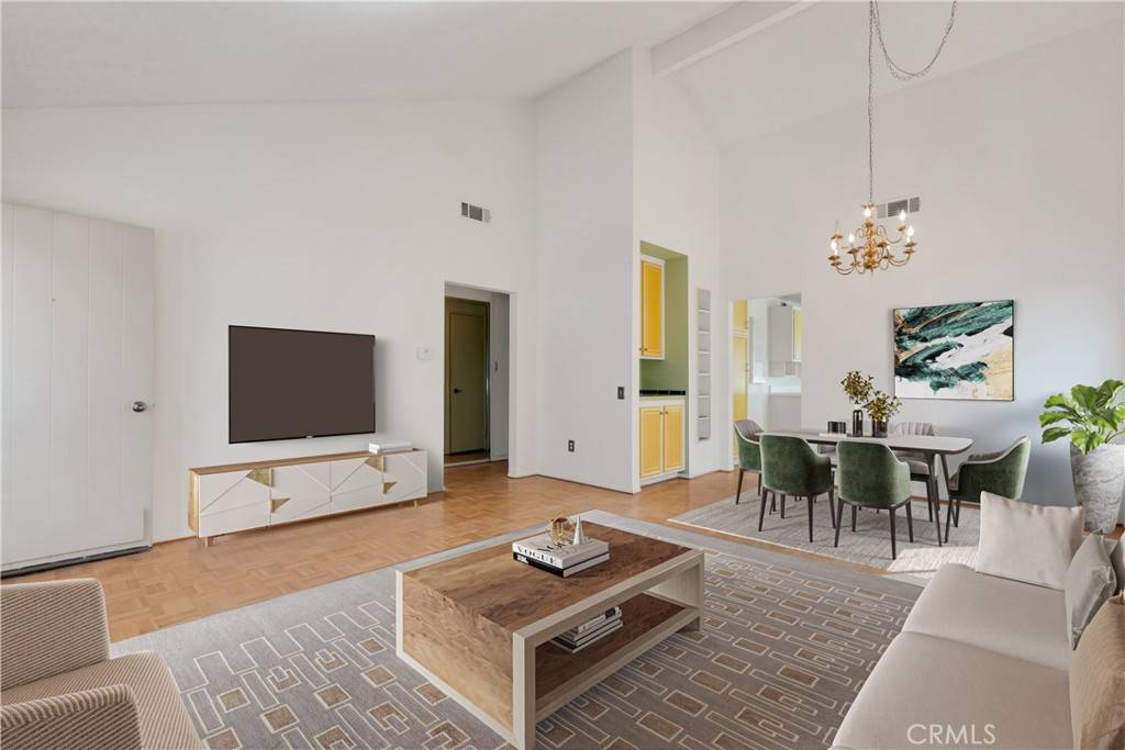 17306 Village 17, Camarillo, CA 93012