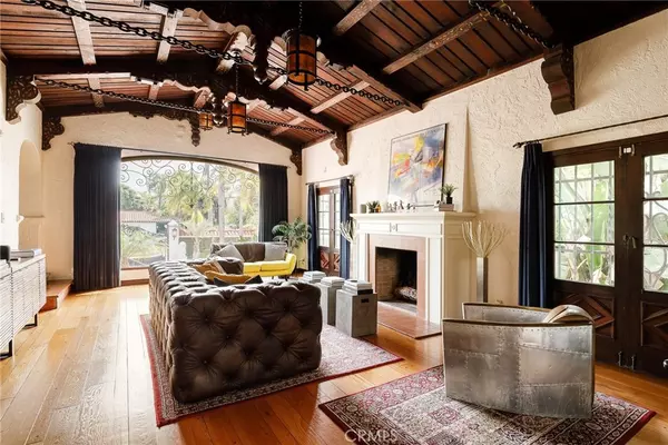 Long Beach, CA 90803,7 37th PL