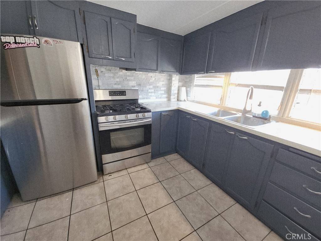 Torrance, CA 90731,23701 Western #247