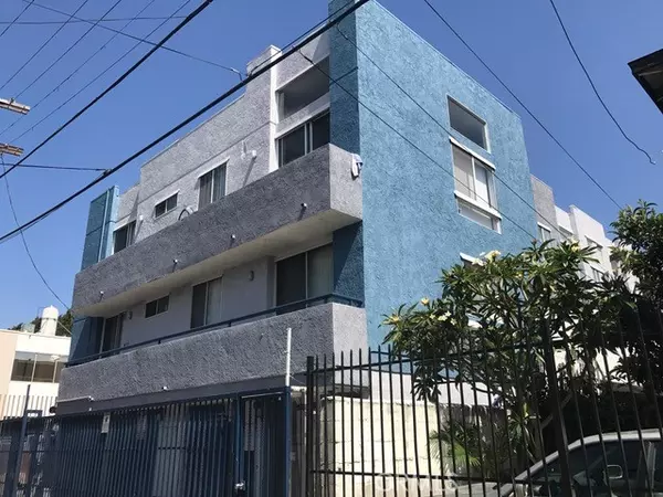 Los Angeles, CA 90038,6042 Barton AVE